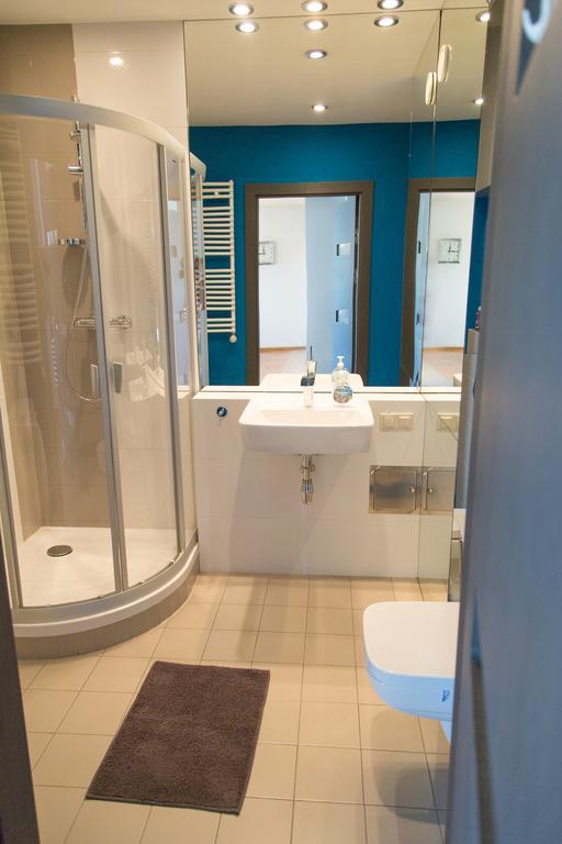 Modern Apartment In City Center Krakov Exteriér fotografie