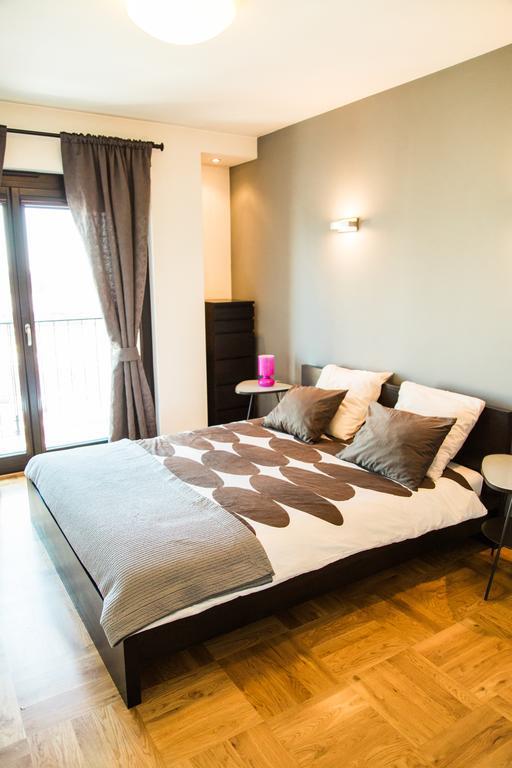 Modern Apartment In City Center Krakov Exteriér fotografie